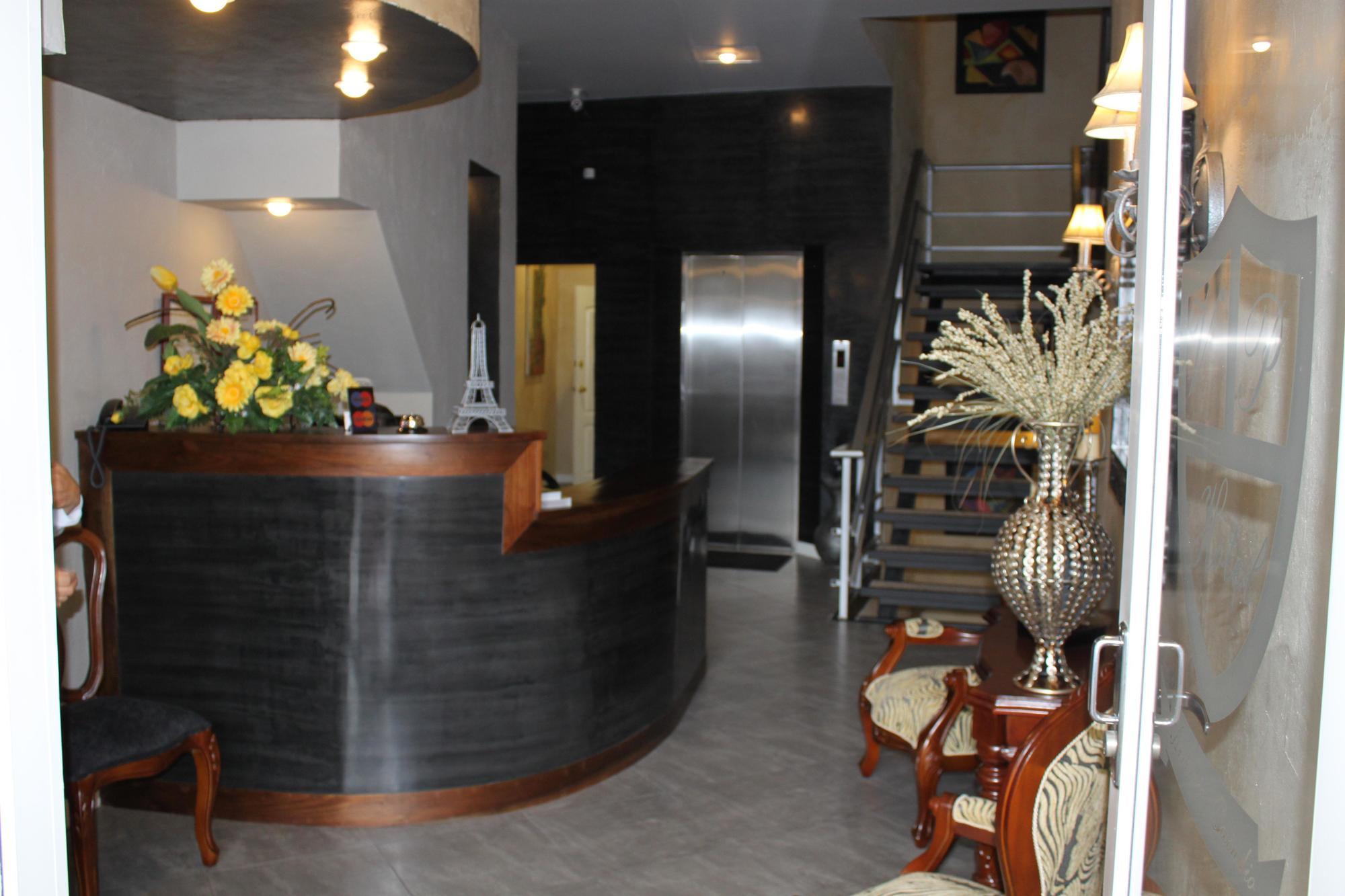 Victoria'S Park Hotel Armenia  Exterior photo